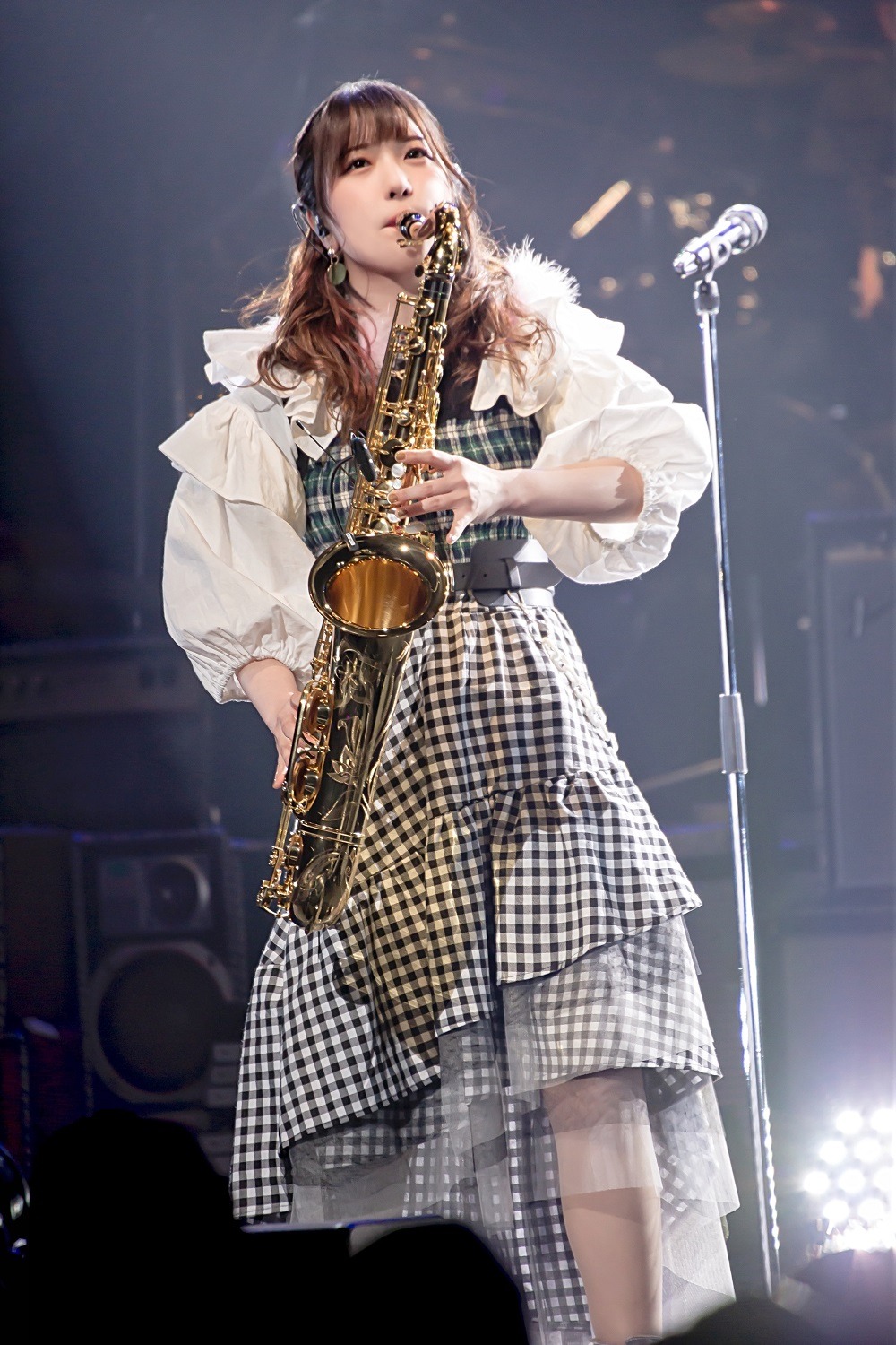 「愛美 LIVE TOUR 2022 "AIMI SOUND"」の様子。（Photo by Takashi Konuma）