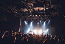 「リアクション ザ ブッタ Tour 2022 ～New Digital Mini Album『Scarlight』Release Tour」最終公演の様子。（撮影：ながいたかゆき）