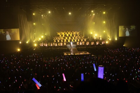 「Hiromi Go 50th Anniversary "Special Version" ～50 times 50～ in 2022」の様子。 (c)Sony Music Labels Inc.