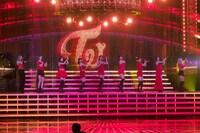 TWICEの音合わせの様子。（写真提供：NHK）