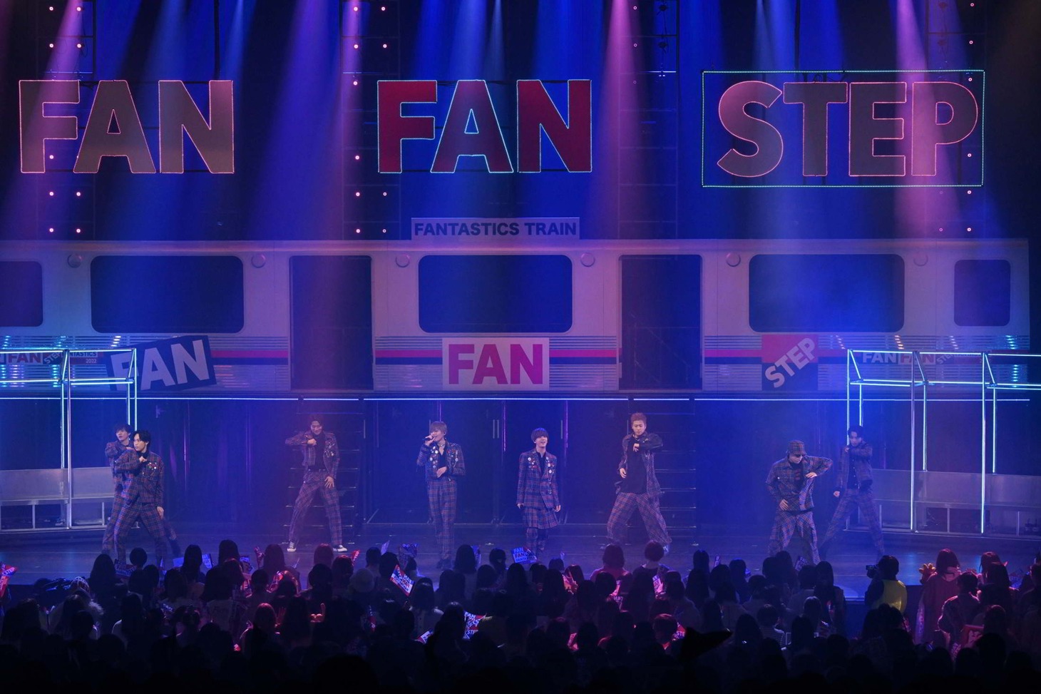 FANTASTICS from EXILE TRIBE