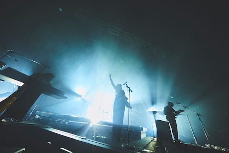 Mrs. GREEN APPLE「ゼンジン未到とリライアンス～復誦編～」東京・Zepp DiverCity（TOKYO）公演の様子。（撮影：鳥居洋介）