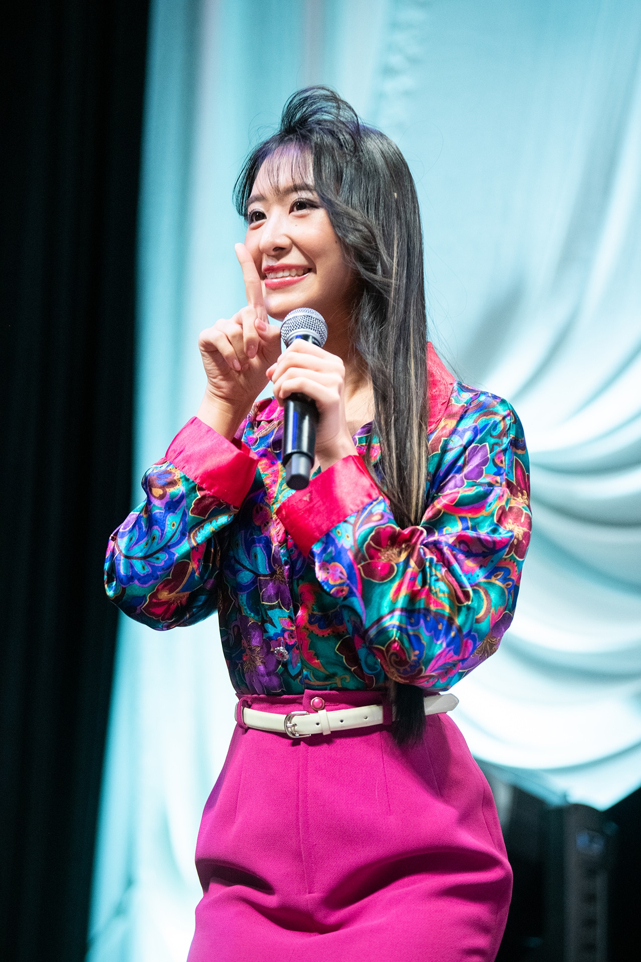 真島なおみ