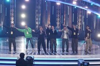 純烈、ダチョウ倶楽部、有吉弘行の音合わせの様子。（写真提供：NHK）