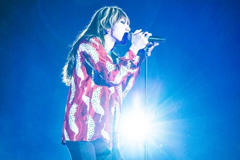 渋谷龍太（Vo）（撮影：青木カズロー）