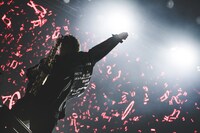 誠果（Sax, Manipulator）（Photo by Shinsuke Tanoguchi）