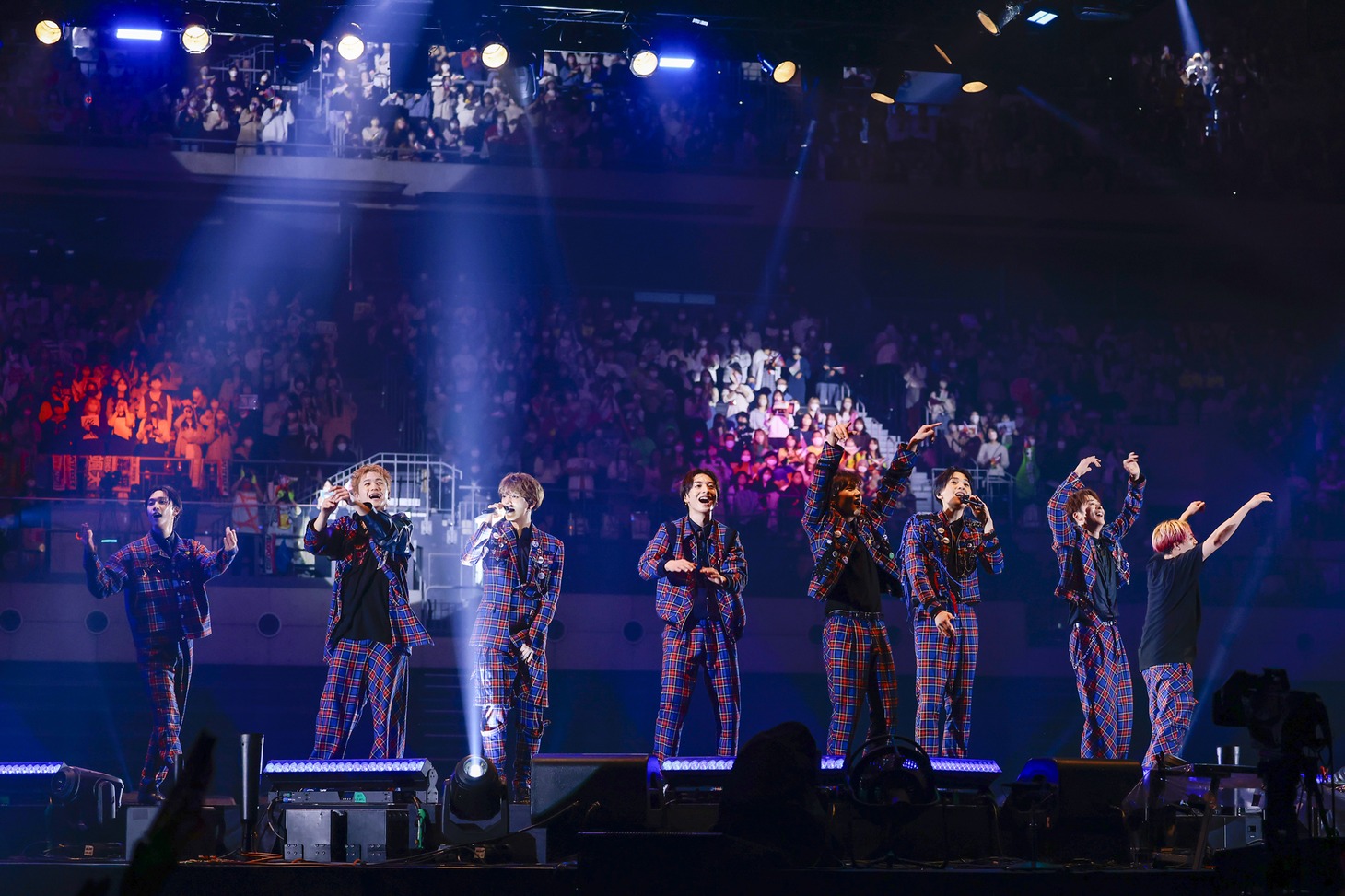 FANTASTICS from EXILE TRIBE（写真提供：LDH JAPAN）