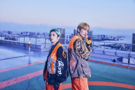 w-inds.。右が橘慶太。