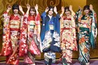 乃木坂46新成人メンバーは“乃木坂ぴょんぴょん世代”、100周年の乃木神社で晴れ着お披露目