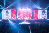 BLANK2Yのステージの様子。