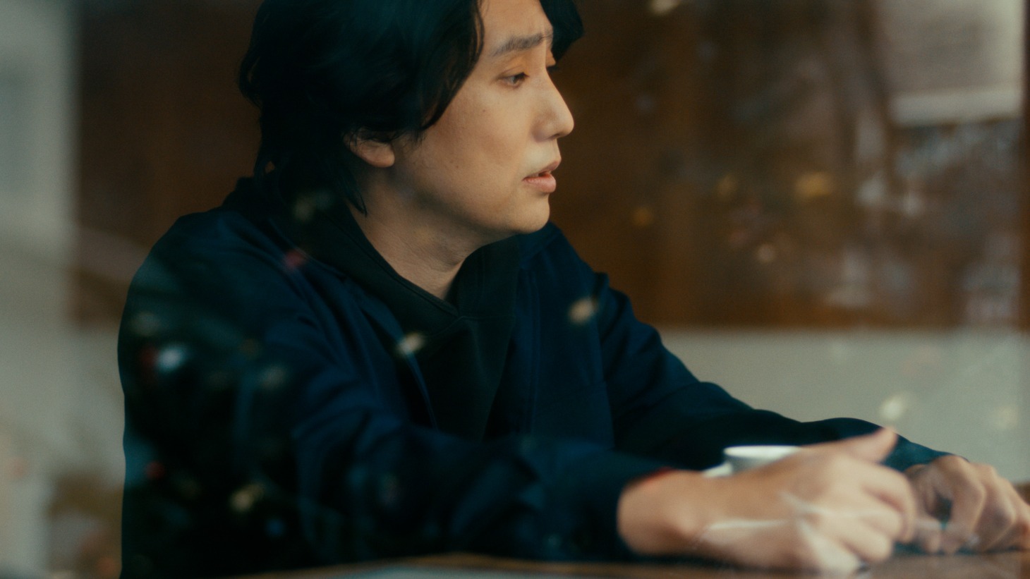 HIROBA「ふたたび（with 大塚 愛）」MVのワンシーン。