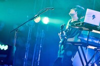 高野賢也（B, Cho）（撮影：酒井ダイスケ）