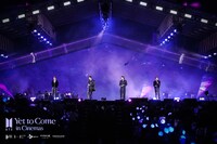 「BTS＜Yet to Come＞in Busan」の様子。(c)BIGHIT MUSIC & HYBE. All Rights Reserved.