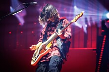 松岡彩（B）（写真提供：GOOD CREATORS RECORDS / UNIVERSAL SIGMA）