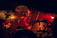 吉川美冴貴（Dr）（写真提供：GOOD CREATORS RECORDS / UNIVERSAL SIGMA）