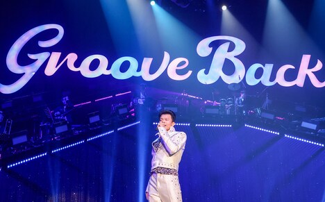 12月に韓国で開催されたJ.Y. Parkの単独コンサート「GROOVE BACK」の様子。(c)JYP Entertainment