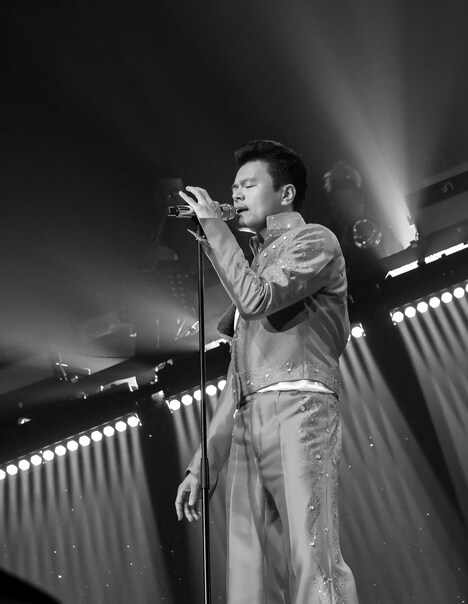 12月に韓国で開催されたJ.Y. Parkの単独コンサート「GROOVE BACK」の様子。(c)JYP Entertainment