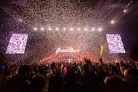 12月に韓国で開催されたJ.Y. Parkの単独コンサート「GROOVE BACK」の様子。(c)JYP Entertainment