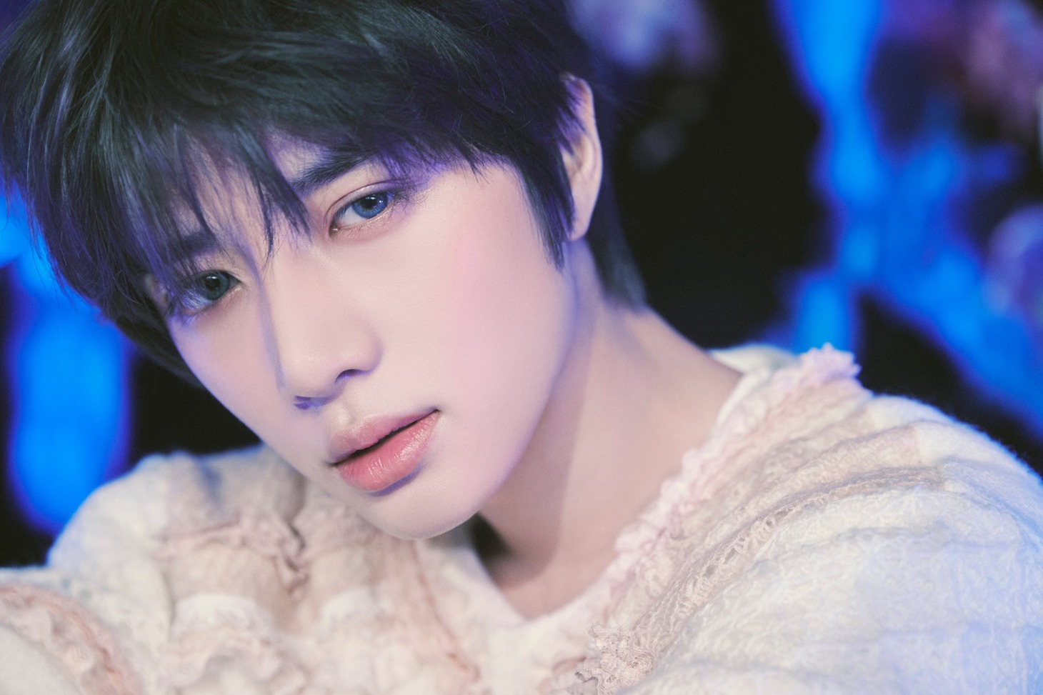 TOMORROW X TOGETHER「The Name Chapter: TEMPTATION」コンセプトフォト“Nightmare”バージョンよりBEOMGYU。(P)&(C) BIGHIT MUSIC
