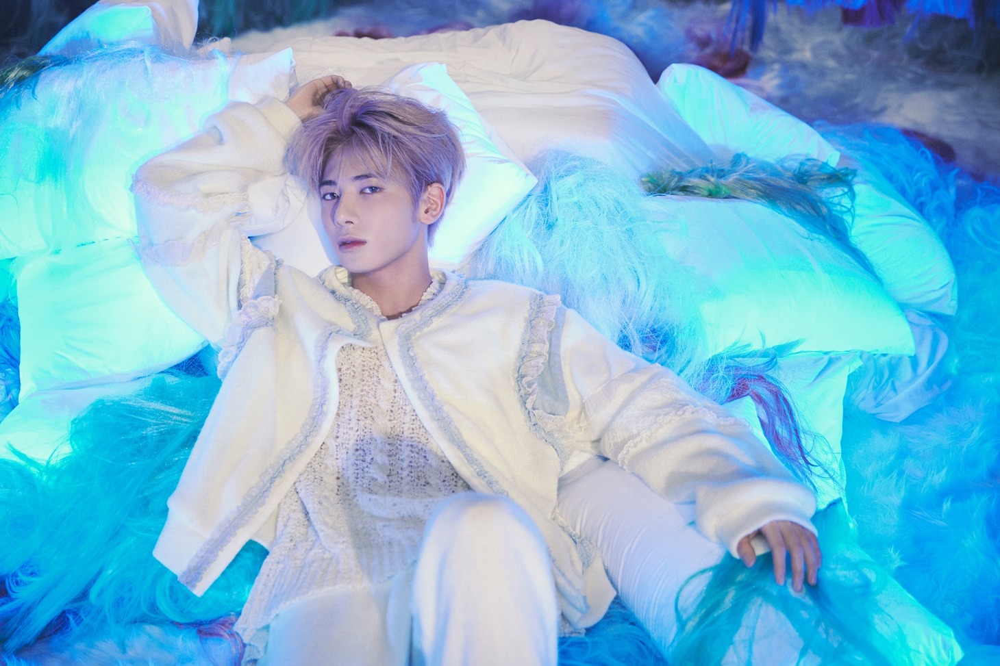 TOMORROW X TOGETHER「The Name Chapter: TEMPTATION」コンセプトフォト“Nightmare”バージョンよりTAEHYUN。(P)&(C) BIGHIT MUSIC