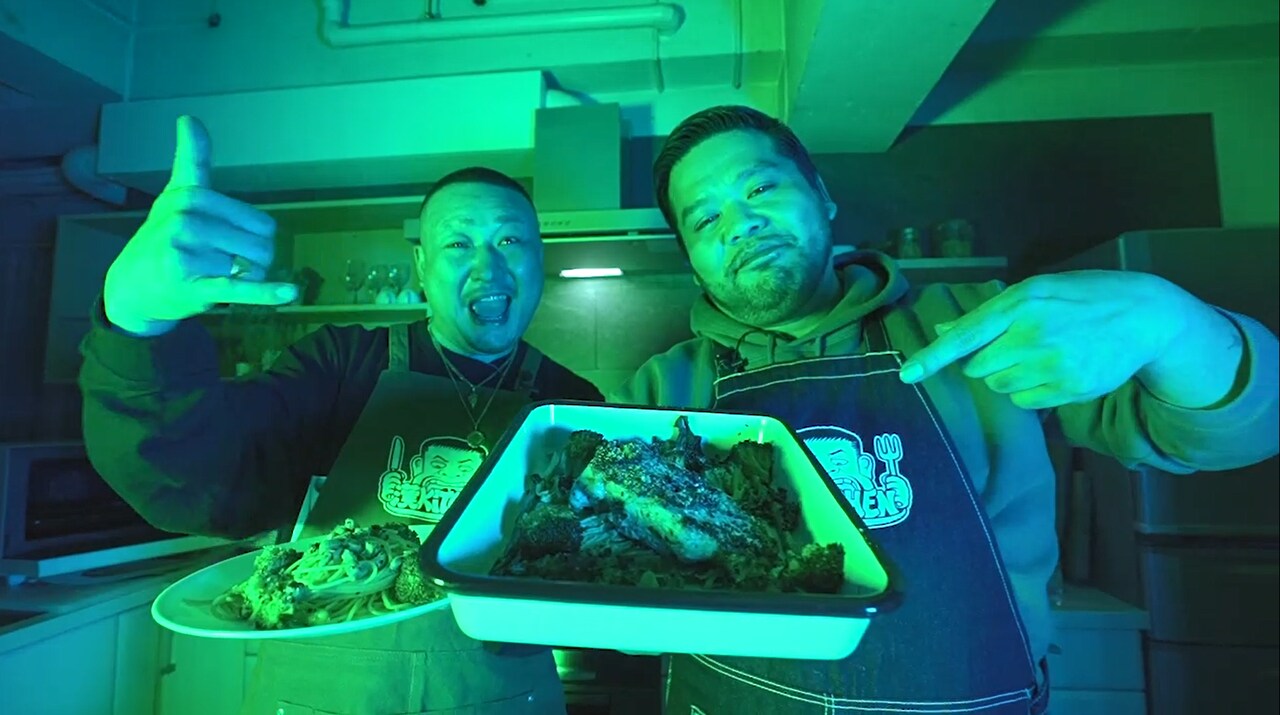 漢 a.k.a. GAMIの料理番組に梵頭が登場、緑の野菜をふんだんに使用