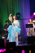 「鈴木愛理 LIVE PARTY No Live,No Life??」最終公演の様子。（写真提供：アップフロント）