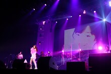 「鈴木愛理 LIVE PARTY No Live,No Life??」最終公演の様子。（写真提供：アップフロント）