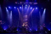 郷ひろみ「Hiromi Go 50th Anniversary Tour "The Final Countdown" in 2022」の様子。(c)GO's Club