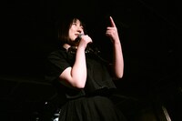 じゃんけんに勝利した朝倉みずほ。