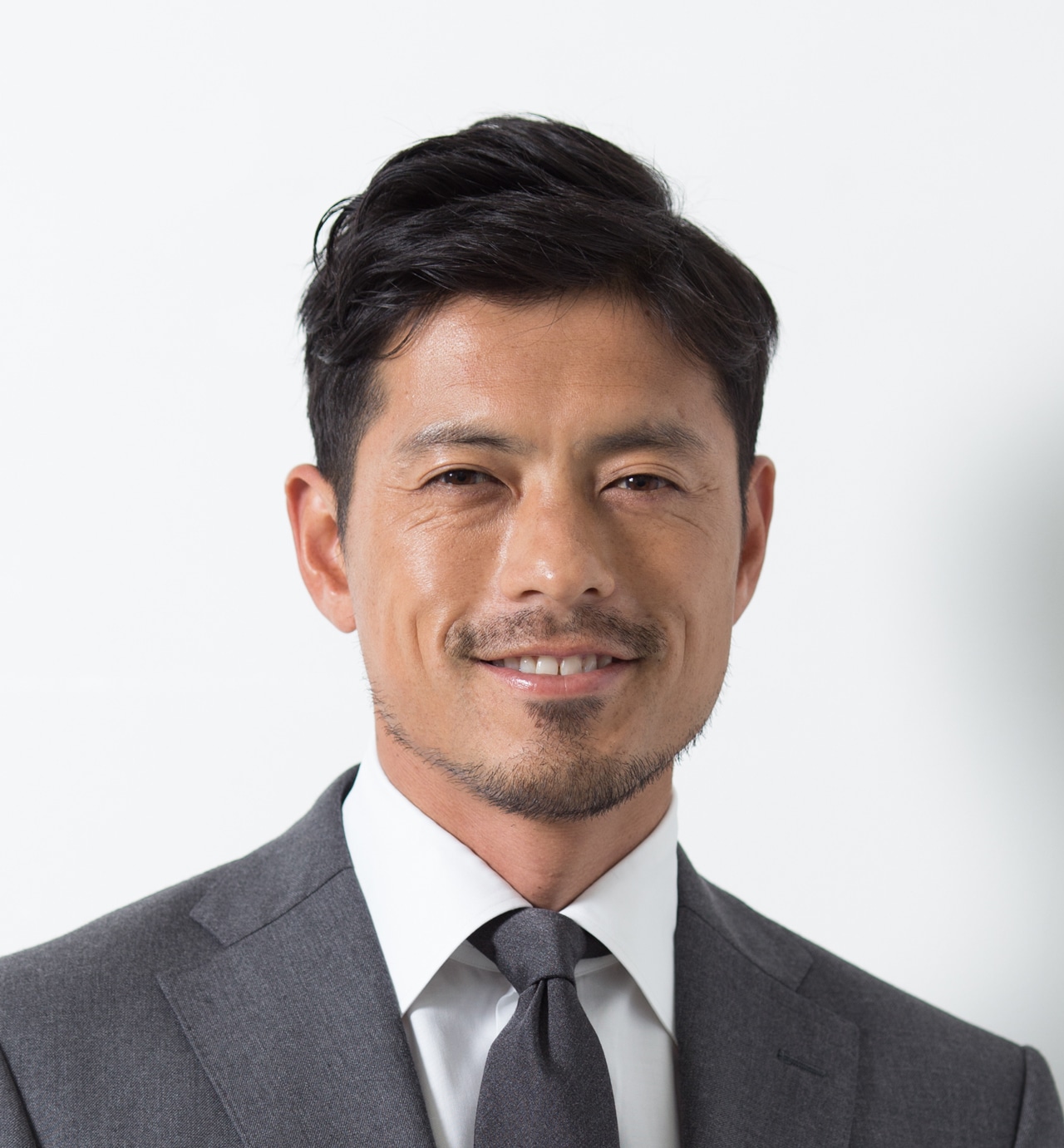 鈴木啓太