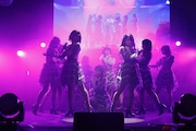 =LOVE「~齊藤なぎさ卒業コンサート~ 現役アイドルちゅ~ みんなのこと大好きだよ♡」の様子。(提供:SACRA MUSIC)