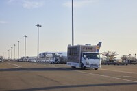 「うどんで日本に元気を届けるキッチンカー」