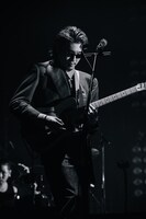 内田怜央（Vo）（Photo by jacK）