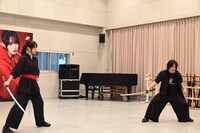 「つかこうへい復活祭2023『新・幕末純情伝』」公開稽古の様子。