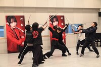 「つかこうへい復活祭2023『新・幕末純情伝』」公開稽古の様子。