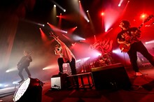 THE BACK HORN「マニアックヘブンVol.15」東京・中野サンプラザホール公演の様子。（Photo by makiko takada）