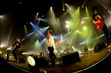 THE BACK HORN「マニアックヘブンVol.15」東京・中野サンプラザホール公演の様子。（Photo by makiko takada）