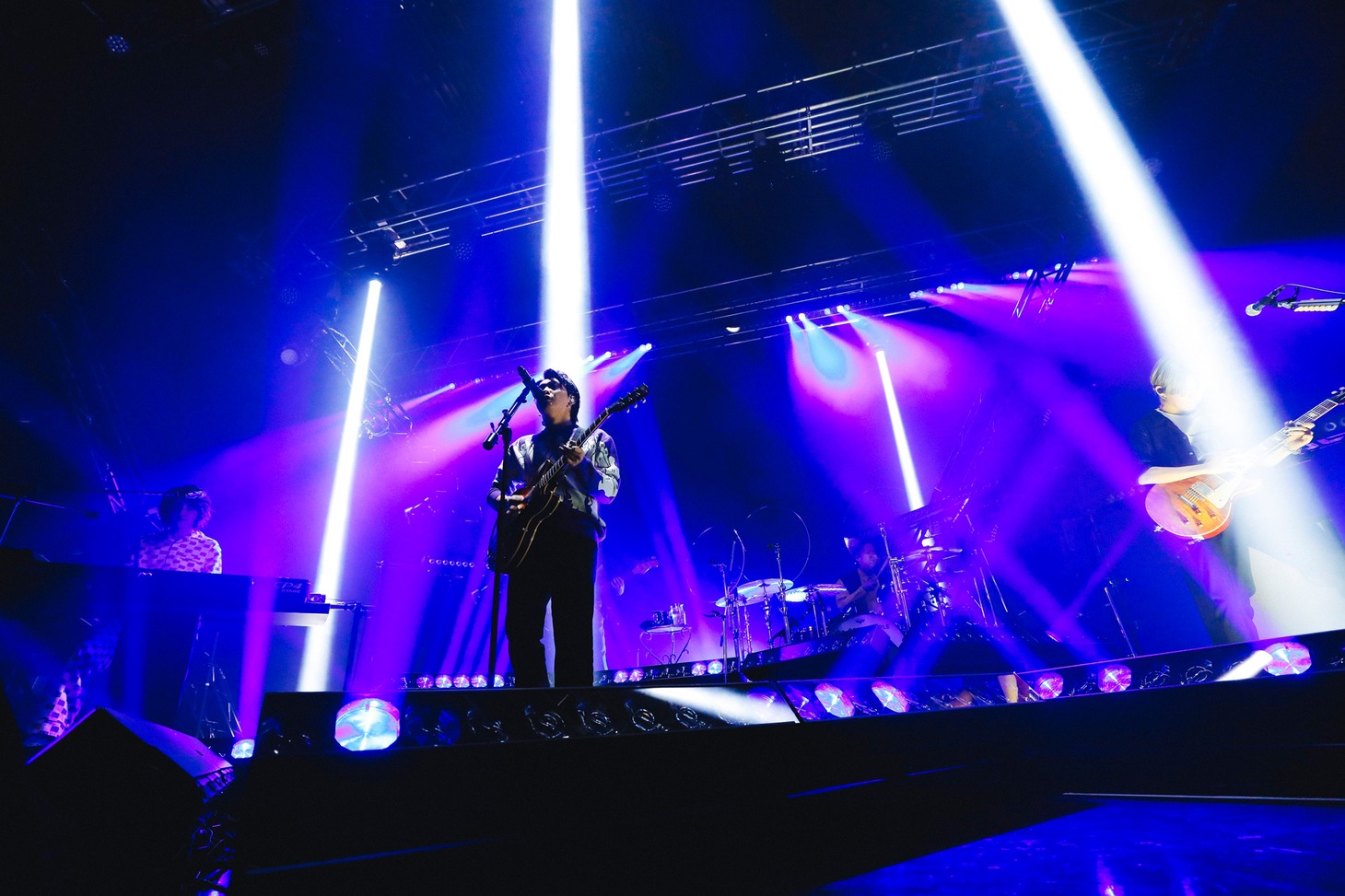 「Mrs. GREEN APPLE Zepp Tour 2022 ゼンジン未到とリライアンス～復誦編～」の様子。