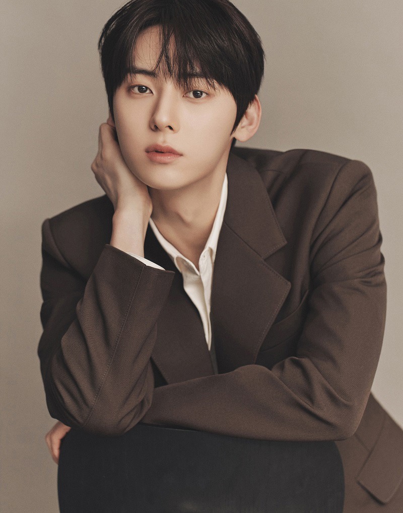 ファン・ミニョン(C)PLEDIS Entertainment
