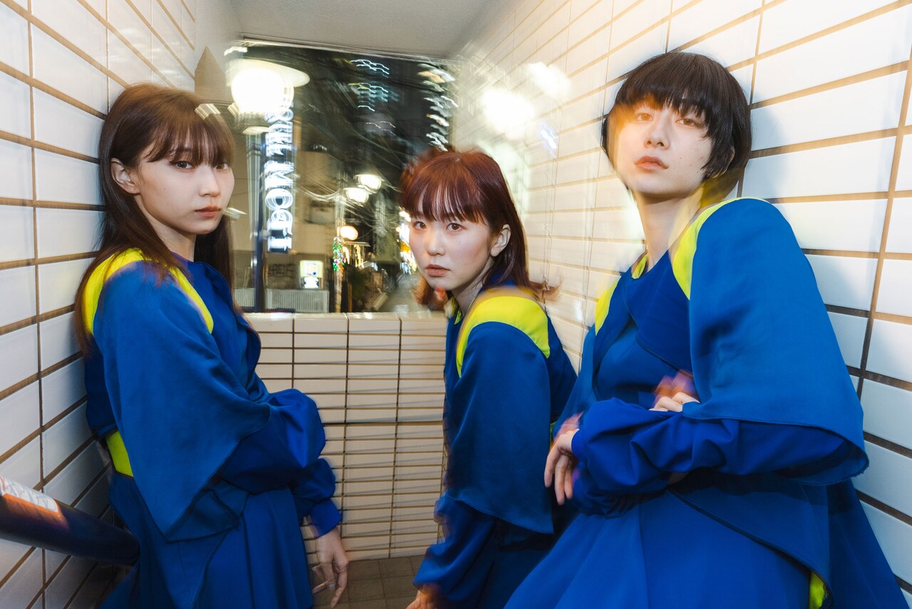 左からmaho、mayu、mikina。