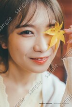 秋元真夏卒業記念写真集「振り返れば、乃木坂」SHIBUYA TSUTAYA特典ポストカードサンプル画像