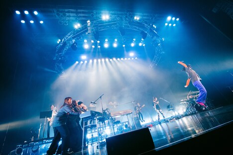 TOMOO「TOMOO 1st LIVE TOUR 2022-2023 "BEAT"」最終公演の様子。（Photo by Kana Tarumi）