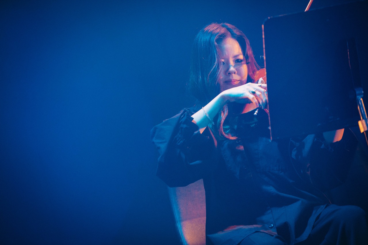 西原史織（Violin）（Photo by Kana Tarumi）