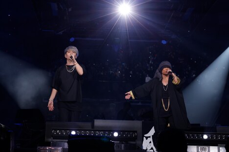 左からSHOCK EYE、HAN-KUN。