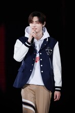 SUNGHOON (P)&(C) BELIFT LAB Inc.