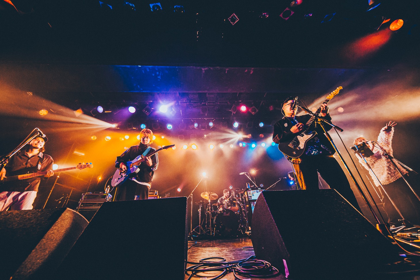 YONA YONA WEEKENDERS（Photo by umihayato）