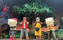 左からハローキティ、ザ・リーサルウェポンズ、ダニエル。