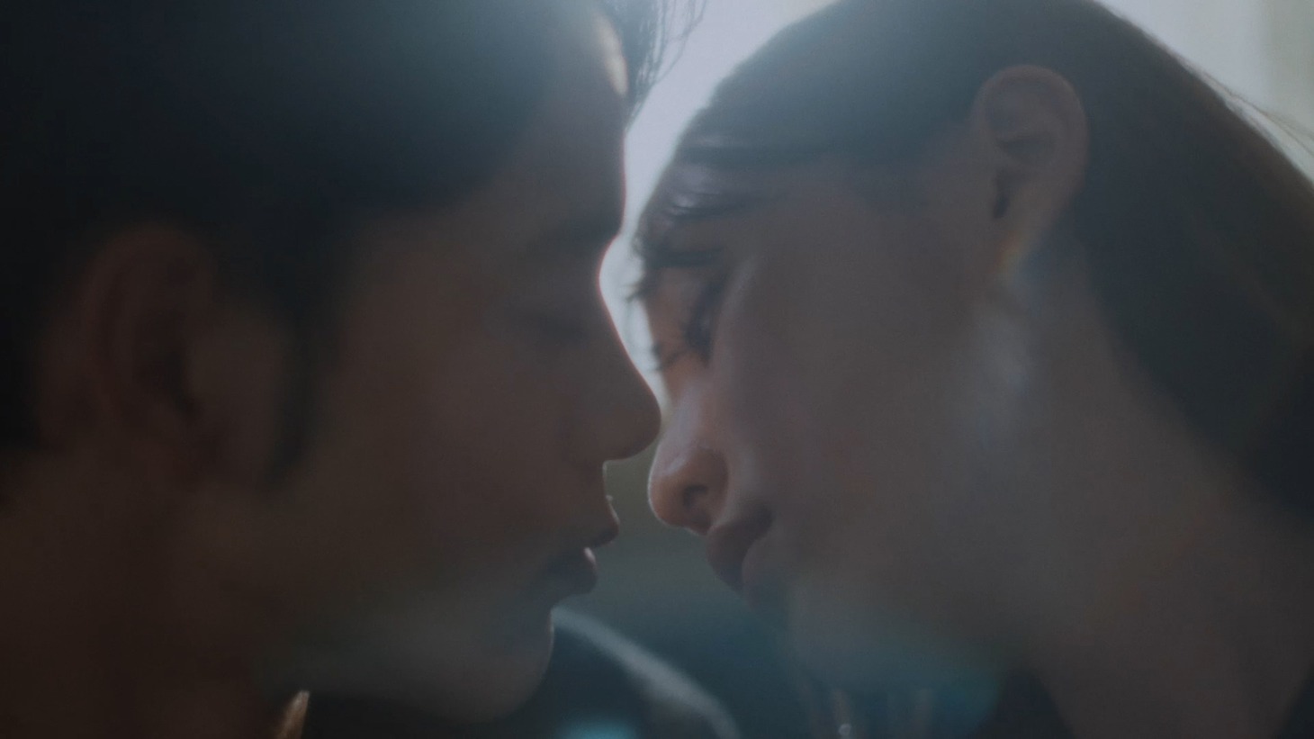 Uru「恋」MVより。