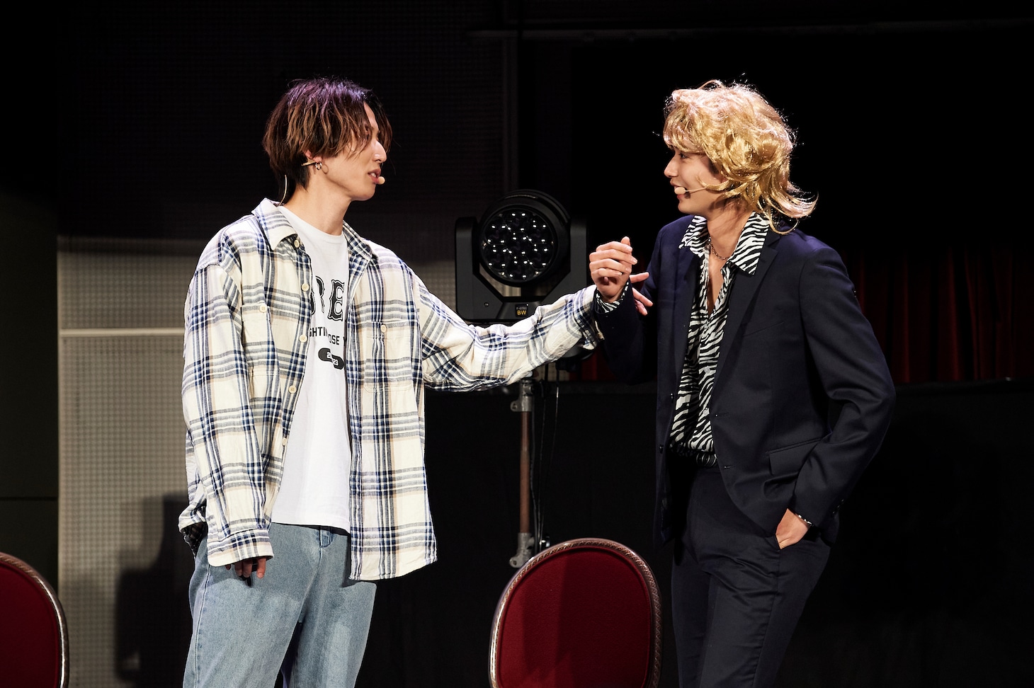 TAKAと添田陵輔。（撮影：上溝恭香）