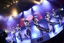 THE SUPER FRUIT（撮影：上溝恭香）